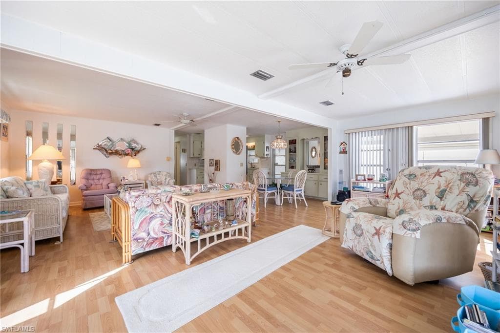 537 Palmer BLVD, NORTH FORT MYERS FL 33903-18