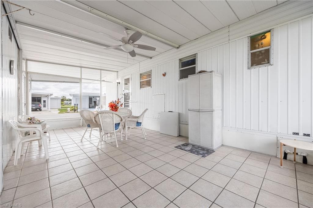 537 Palmer BLVD, NORTH FORT MYERS FL 33903-7