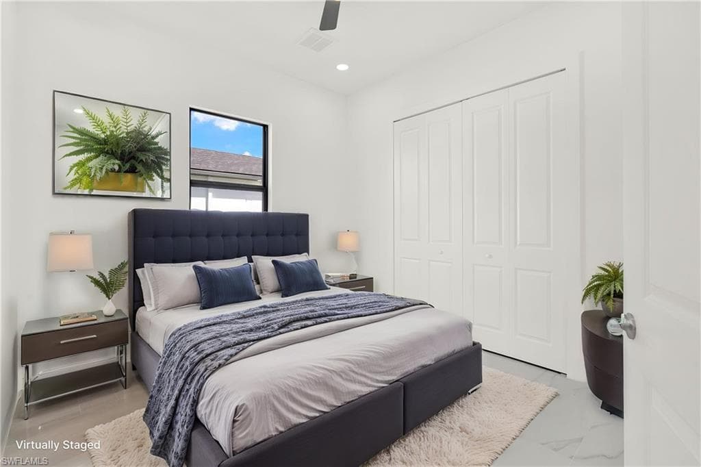 916 Manresa AVE S-11