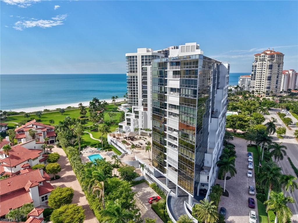 4751 Gulf Shore BLVD N 602-1