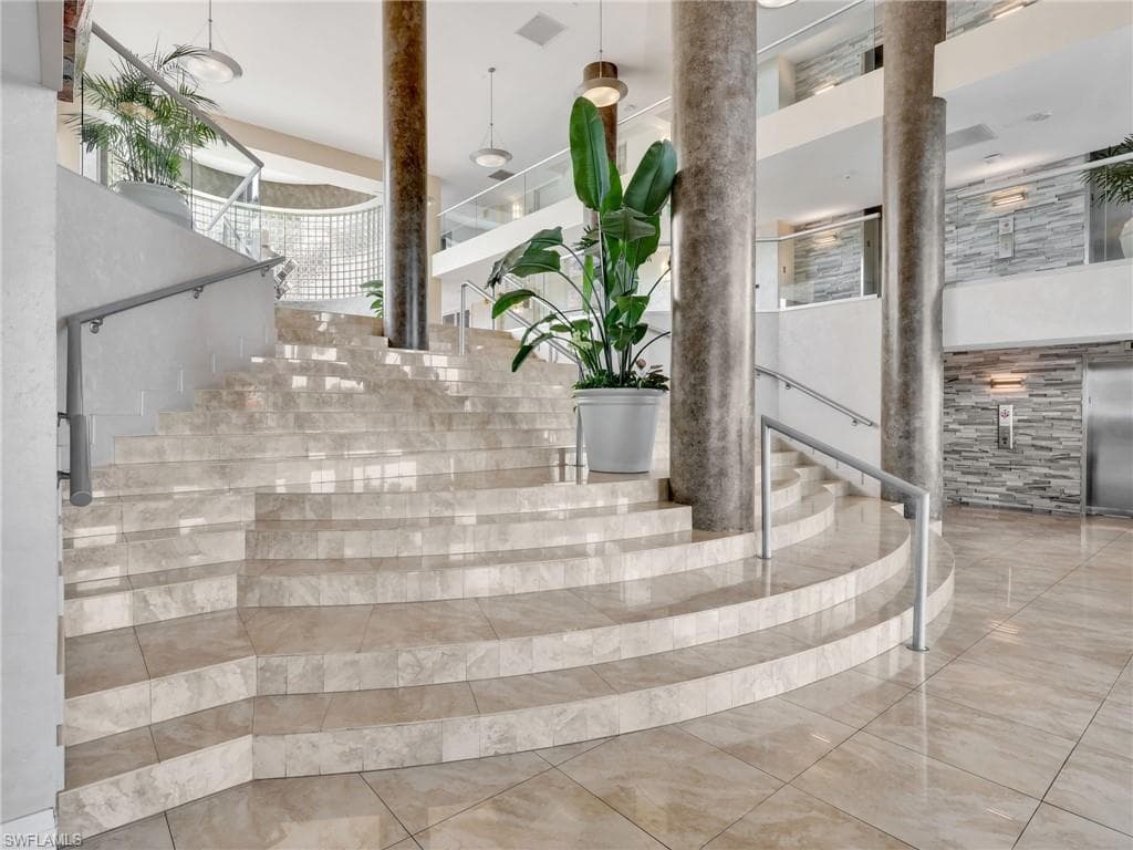 4751 Gulf Shore BLVD N 602-37