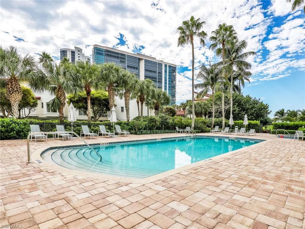 4751 Gulf Shore BLVD N 602-39