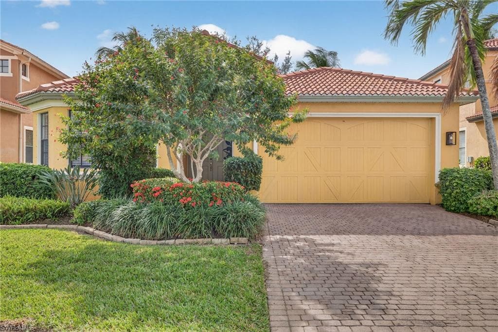 9174 River Otter DR, FORT MYERS FL 33912-28