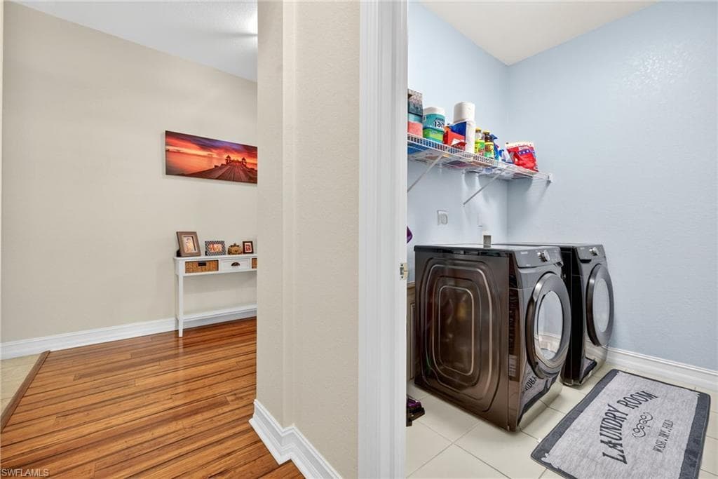 9174 River Otter DR, FORT MYERS FL 33912-24