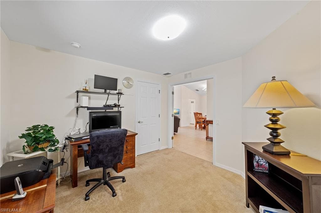 9933 Horse Creek RD, FORT MYERS FL 33913-6