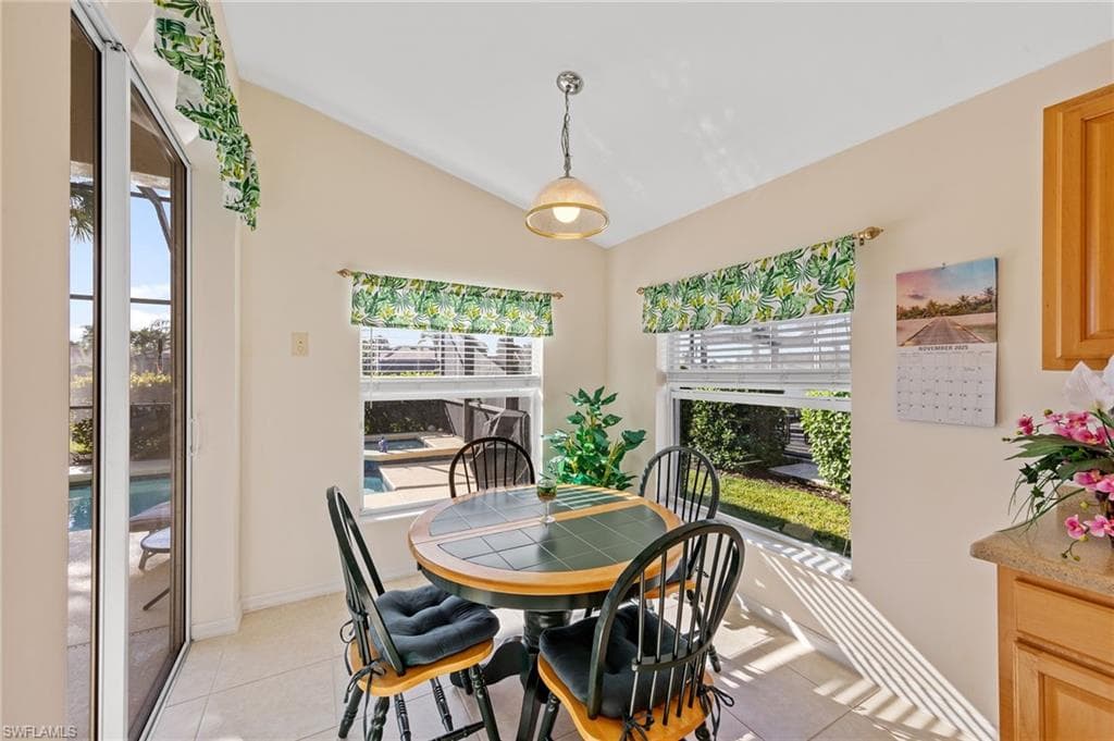 9933 Horse Creek RD, FORT MYERS FL 33913-20