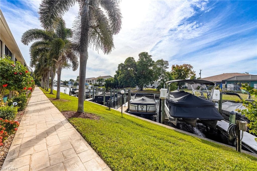 4904 Vincennes ST # 103, CAPE CORAL FL 33904-2