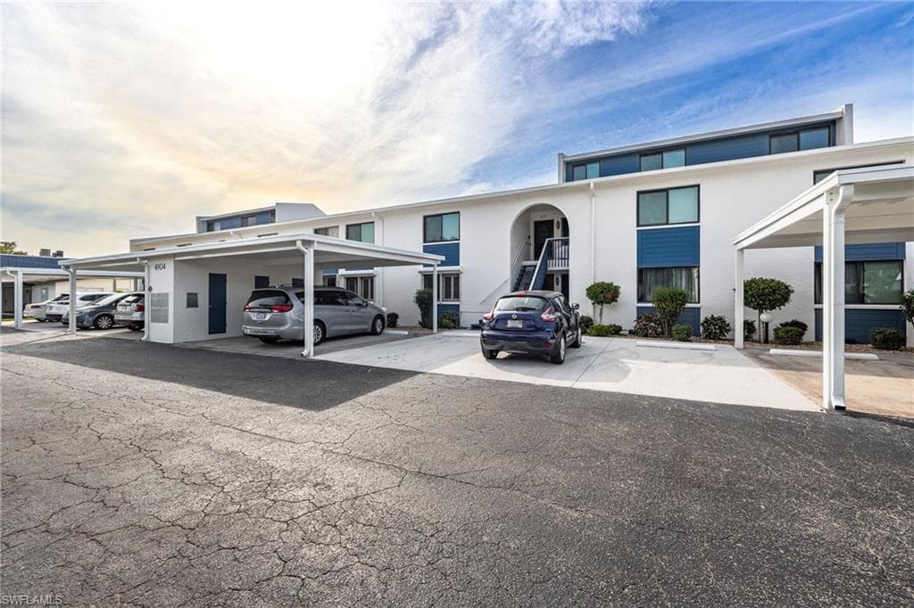 4904 Vincennes ST # 103, CAPE CORAL FL 33904-31