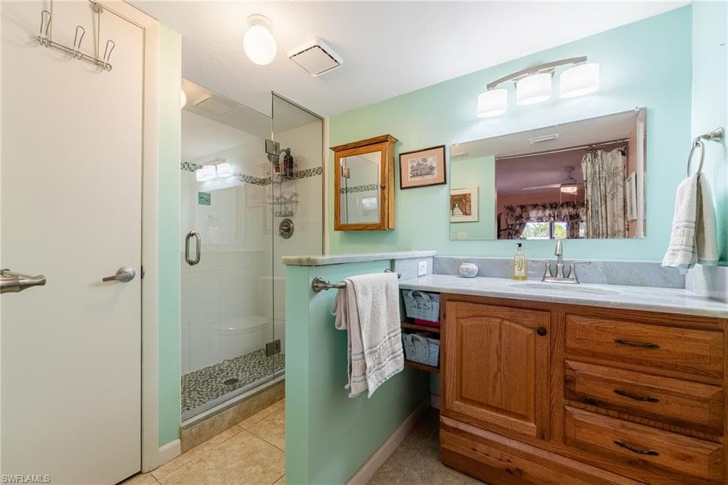 4904 Vincennes ST # 103, CAPE CORAL FL 33904-18