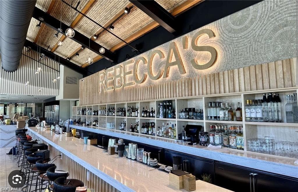 4613 Bayshore DR # B8, NAPLES FL 34112-10