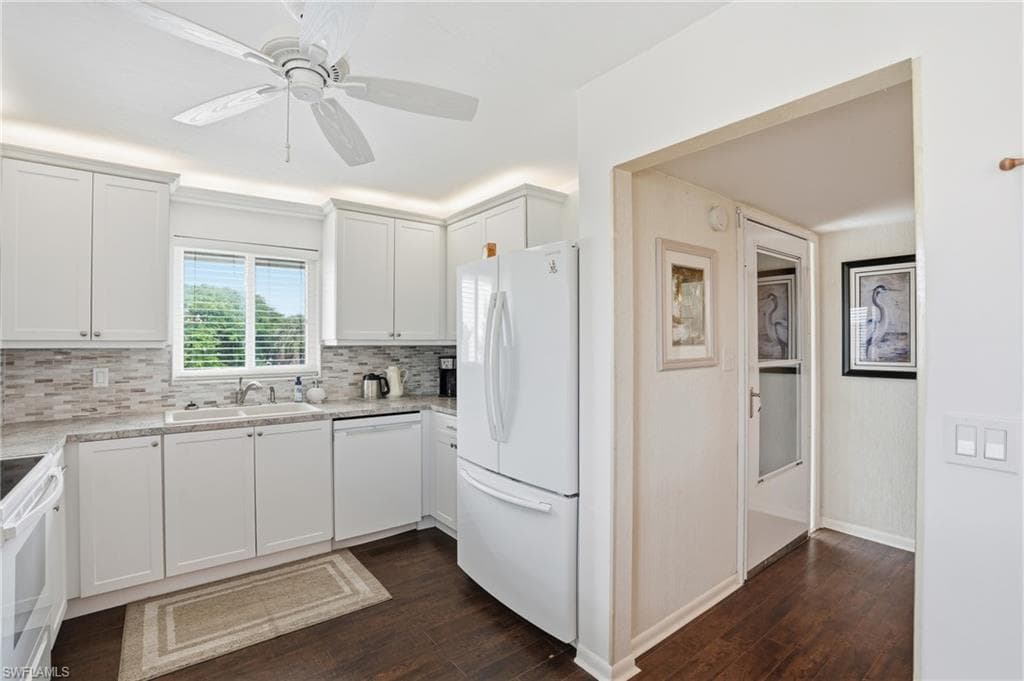 2079 Barkeley LN # 24, FORT MYERS FL 33907-18