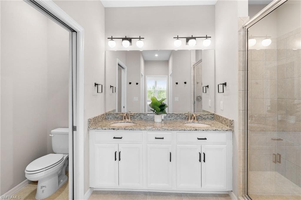 9402 Pocida CT # 202, NAPLES FL 34119-20