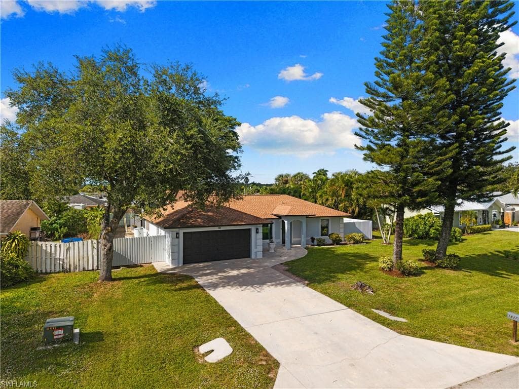 1837 51st TER SW, NAPLES FL 34116-28