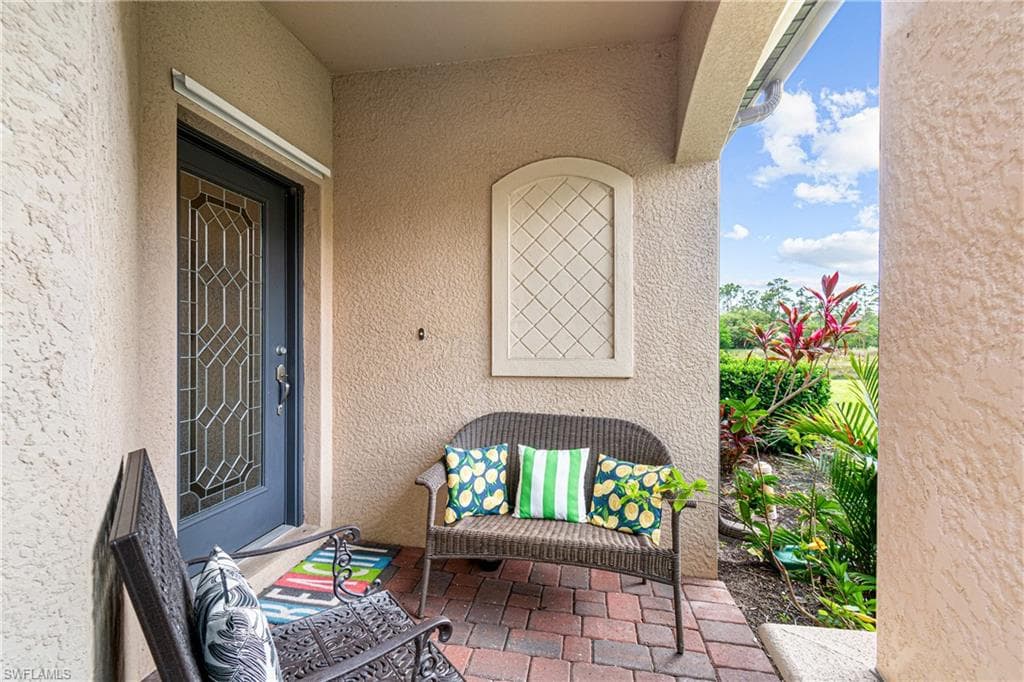 9138 Water Tupelo RD, FORT MYERS FL 33912-2