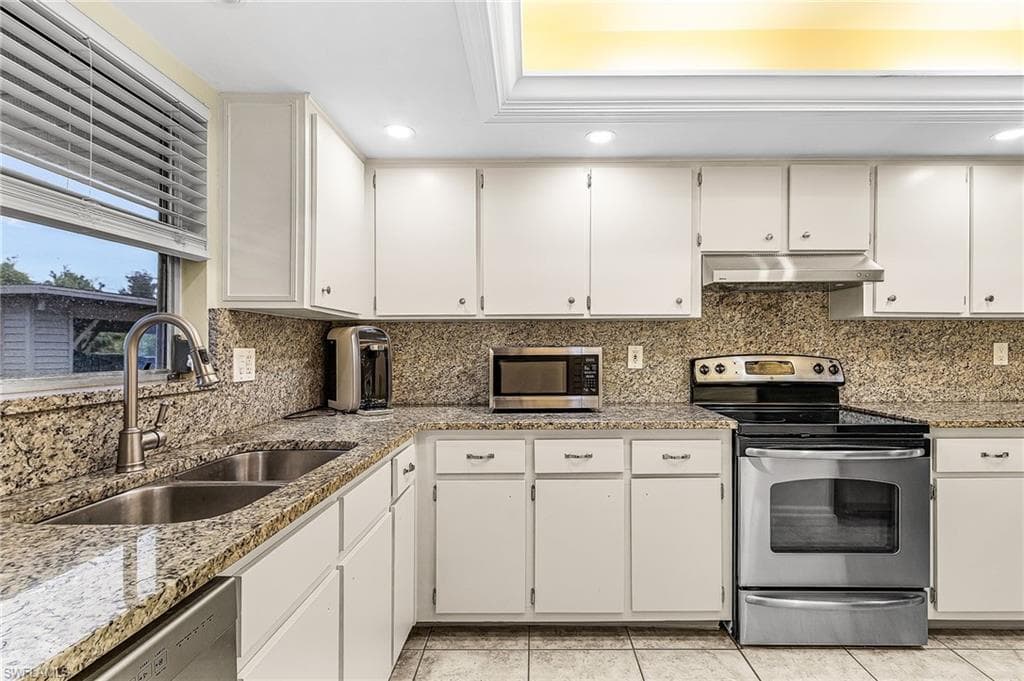 5917 Littlestone CT # 115, NORTH FORT MYERS FL 33903-8