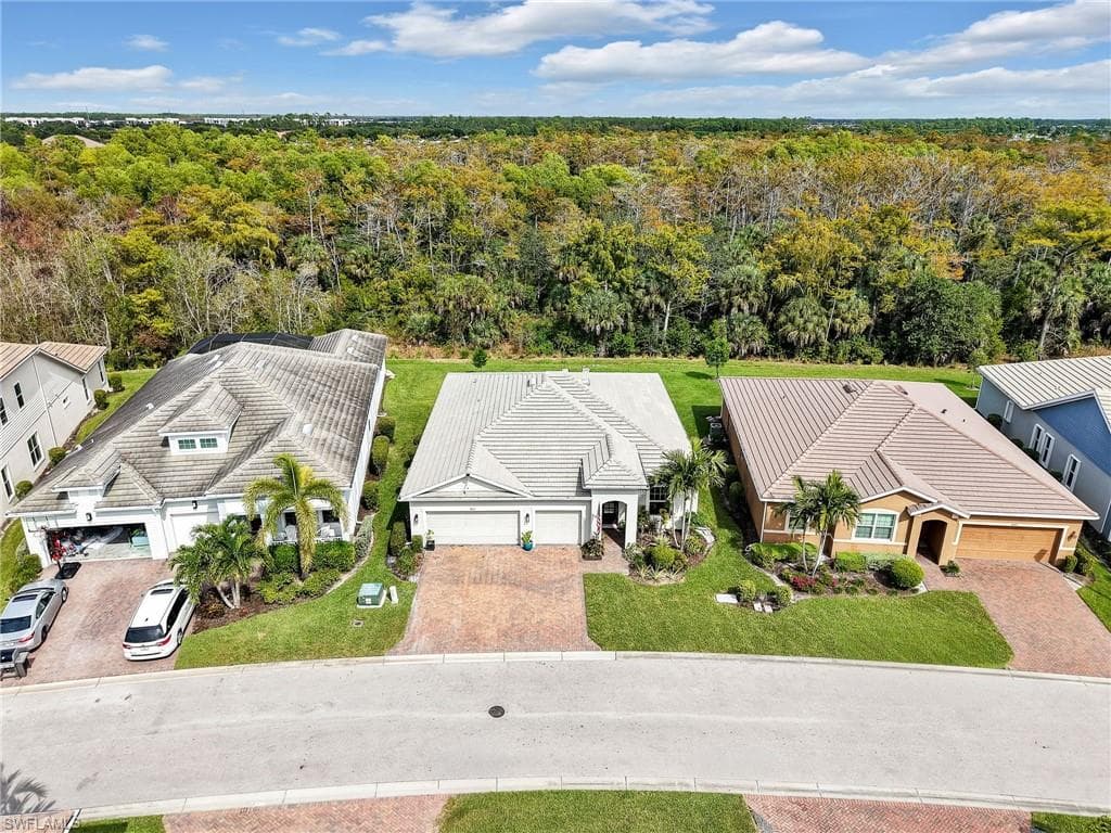 3853 Helmsman DR, NAPLES FL 34120-1