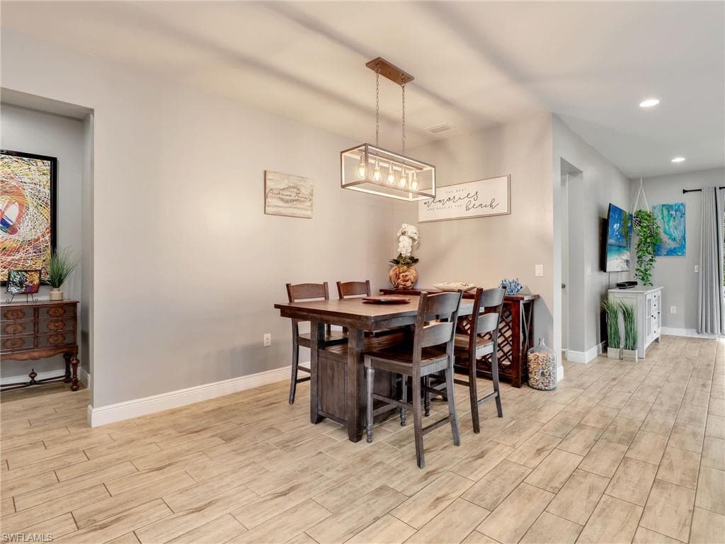 3853 Helmsman DR, NAPLES FL 34120-13