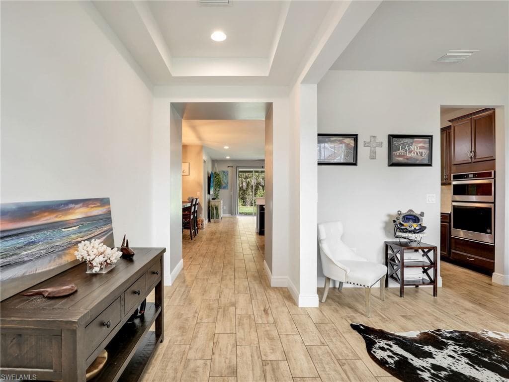 3853 Helmsman DR, NAPLES FL 34120-10