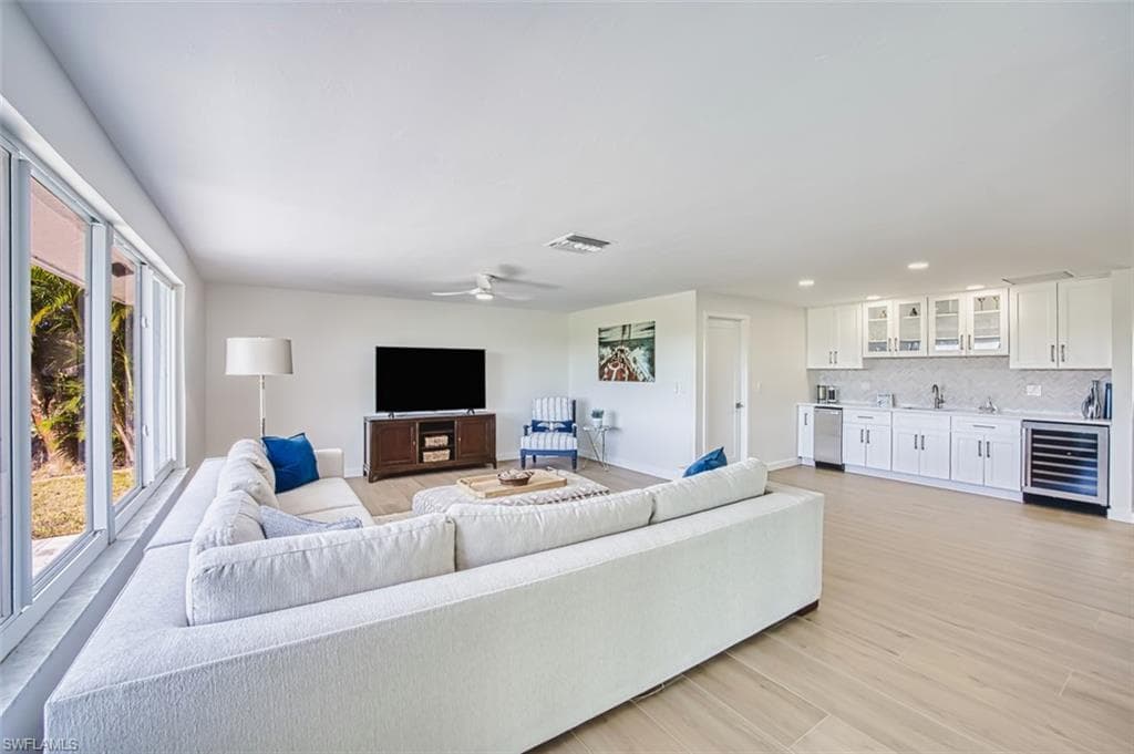 951 Sand Castle RD, SANIBEL FL 33957-12