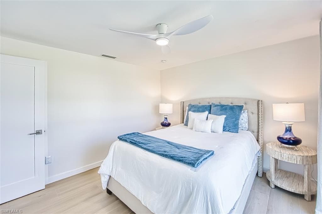 951 Sand Castle RD, SANIBEL FL 33957-29