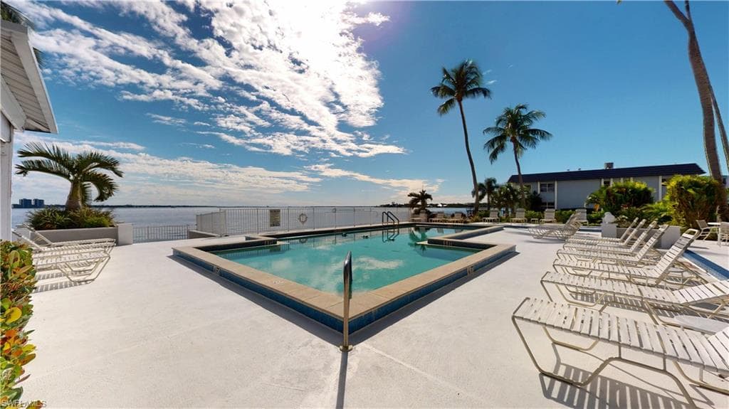 3350 N Key DR # 302, NORTH FORT MYERS FL 33903-42