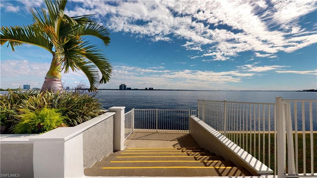 3350 N Key DR # 302, NORTH FORT MYERS FL 33903-39