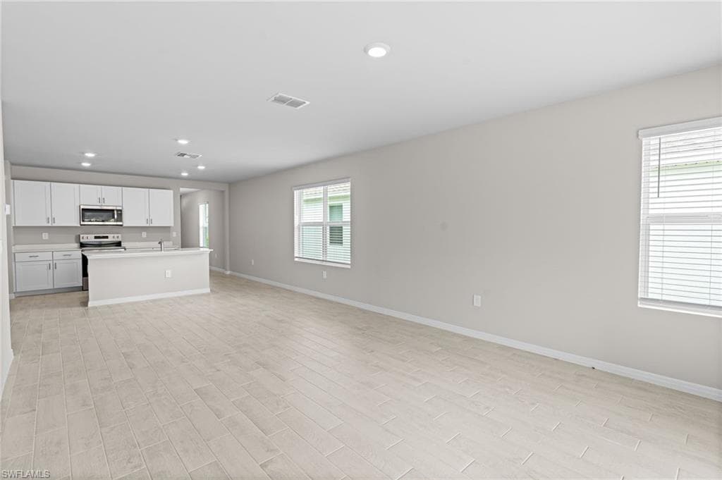 1150 Brooklands DR, FORT MYERS FL 33905-11