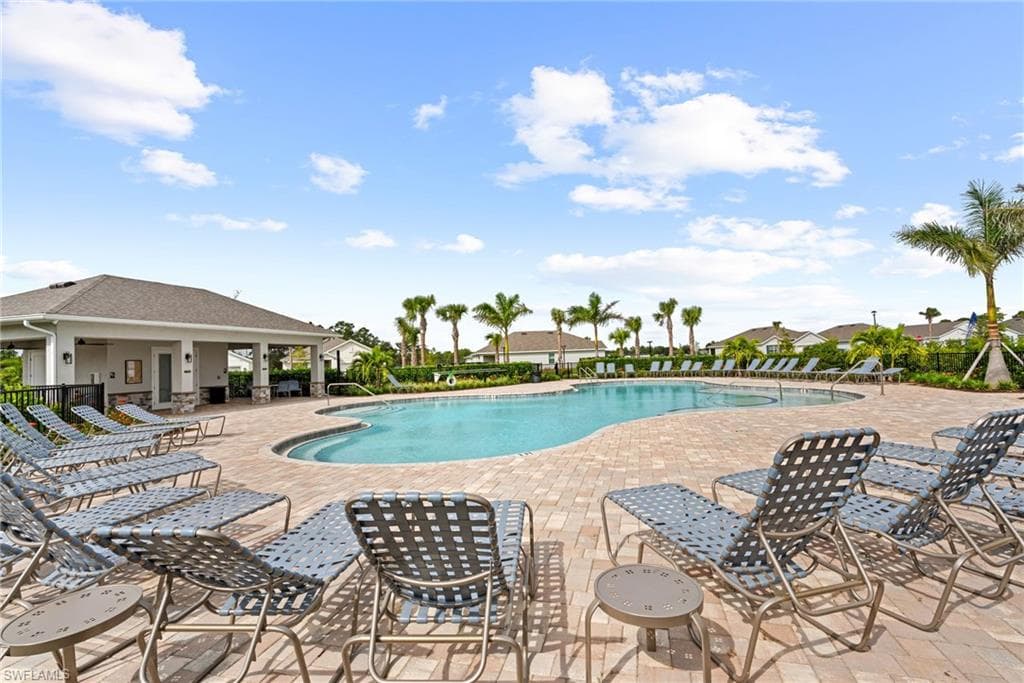 1150 Brooklands DR, FORT MYERS FL 33905-25