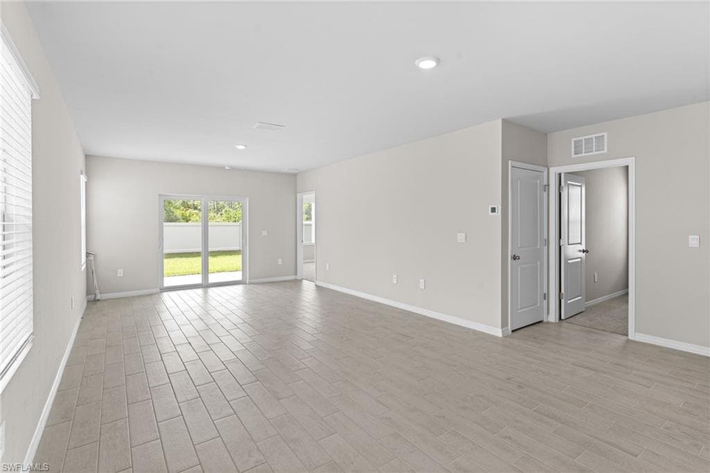 1150 Brooklands DR, FORT MYERS FL 33905-9