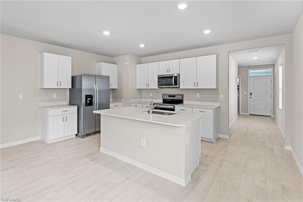 1150 Brooklands DR, FORT MYERS FL 33905-3