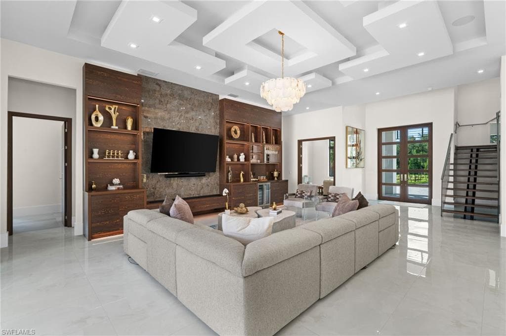 2272 Oakes BLVD-16