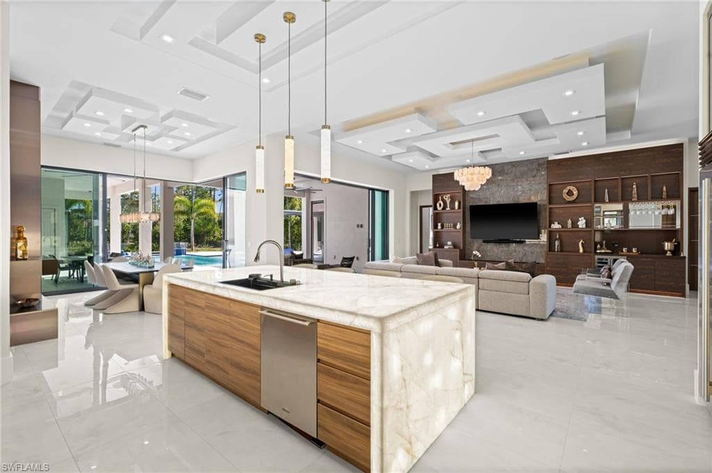 2272 Oakes BLVD-11