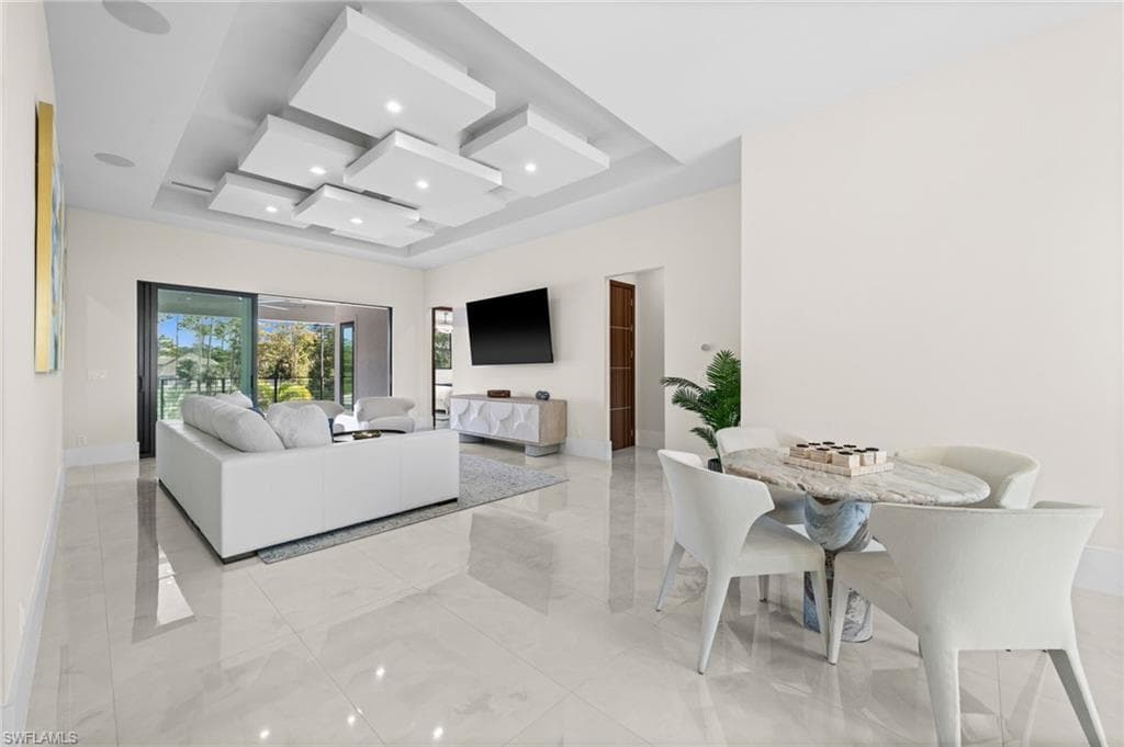 2272 Oakes BLVD-31