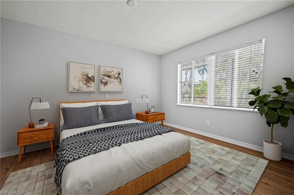 1570 Avion PL, NAPLES FL 34104-15