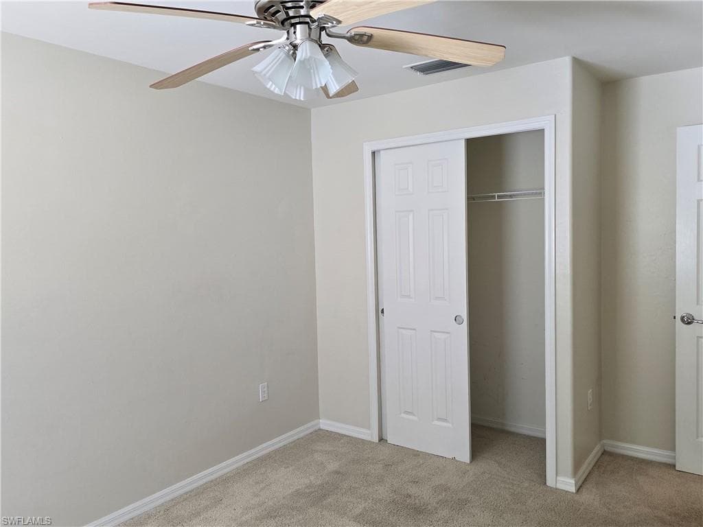 2049 Fairmont LN, NAPLES FL 34120-27