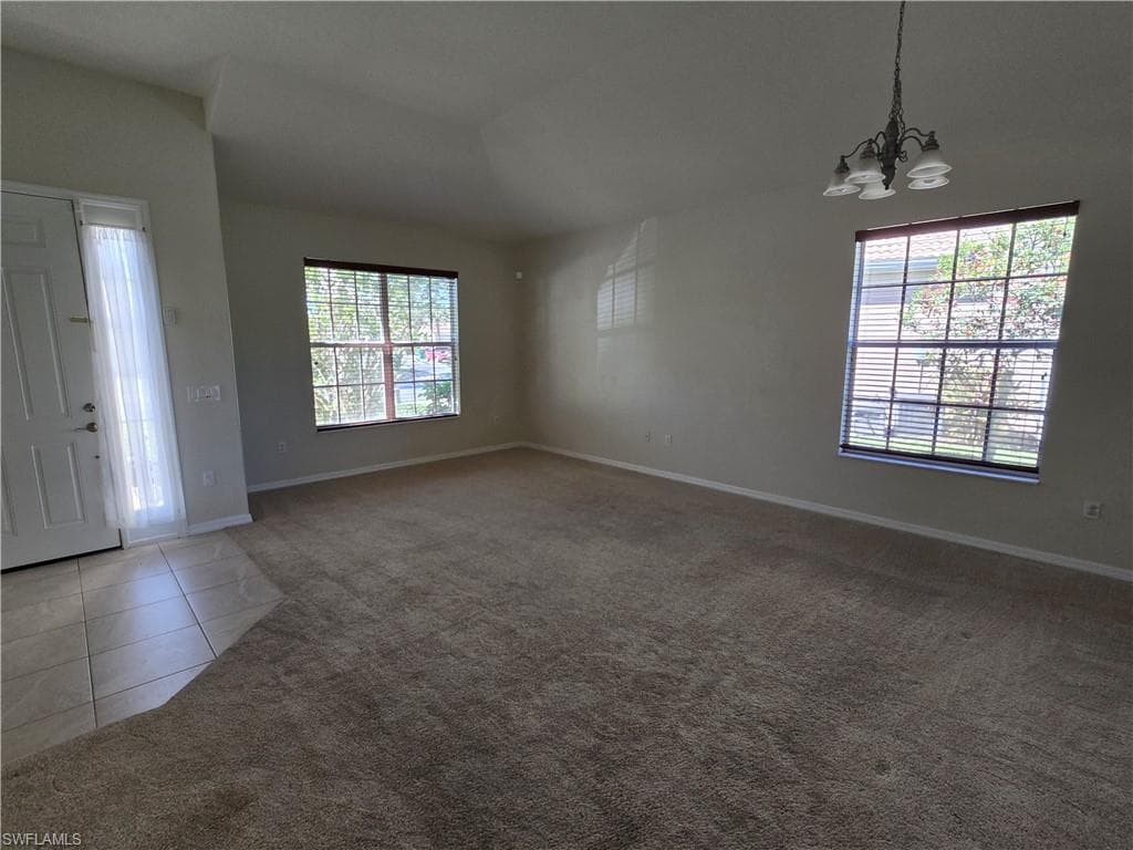 2049 Fairmont LN, NAPLES FL 34120-4