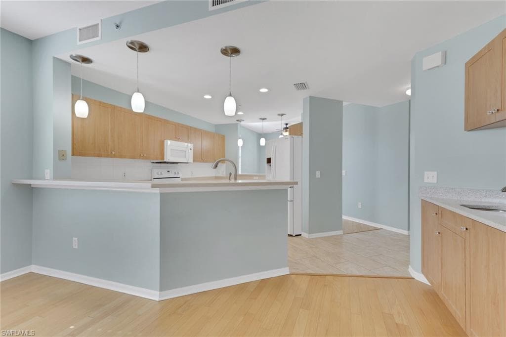 4005 Palm Tree BLVD # 208, CAPE CORAL FL 33904-6