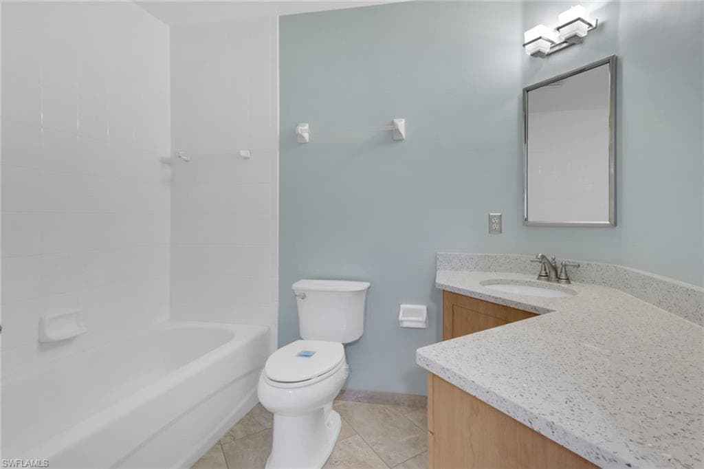 4005 Palm Tree BLVD # 208, CAPE CORAL FL 33904-20