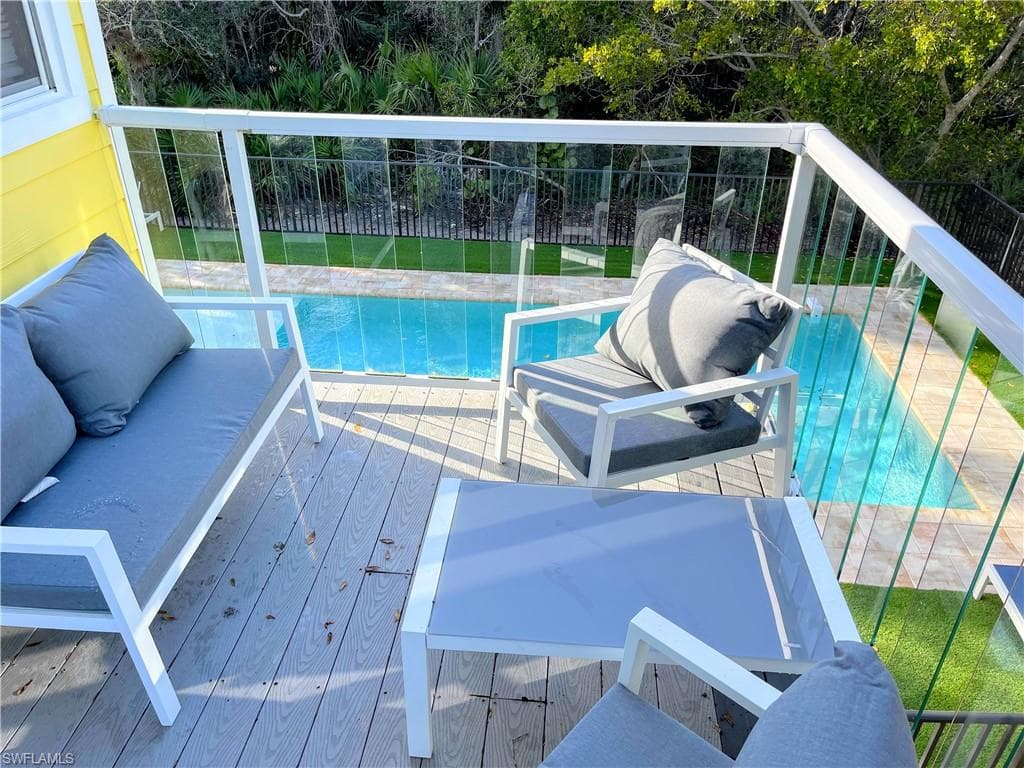 317 Nature View CT # 3, FORT MYERS BEACH FL 33931-26
