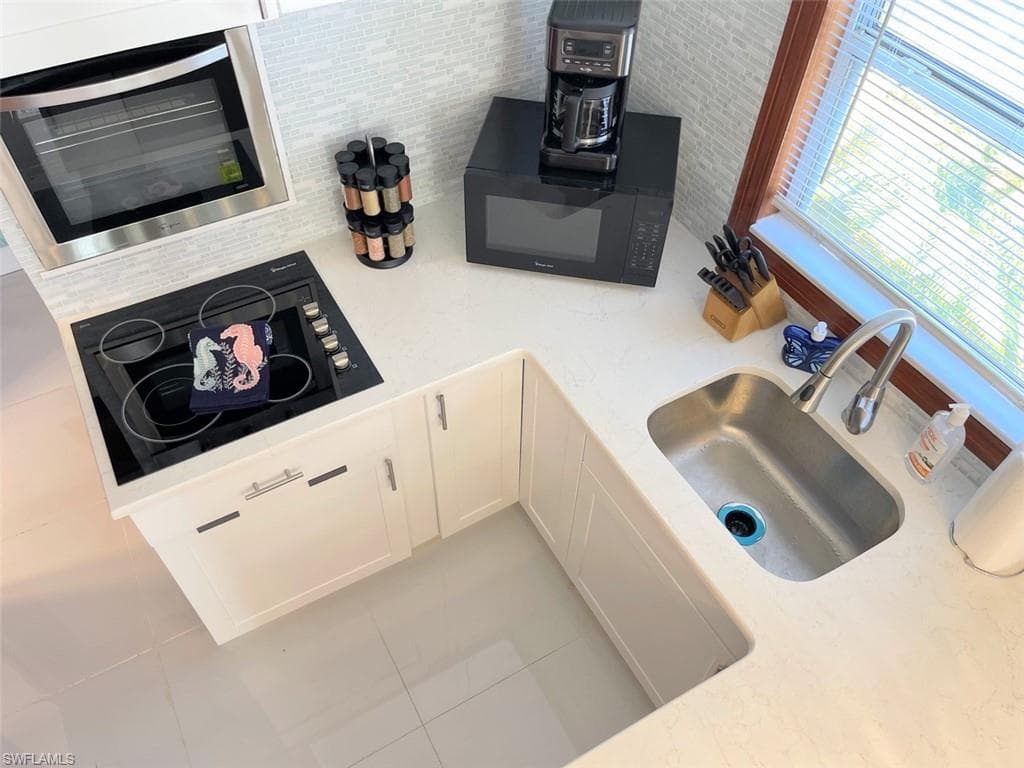 317 Nature View CT # 3, FORT MYERS BEACH FL 33931-19