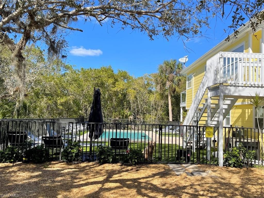 317 Nature View CT # 3, FORT MYERS BEACH FL 33931-8