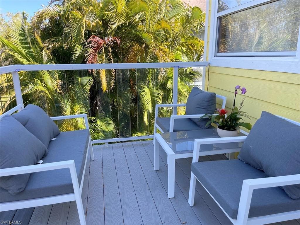 317 Nature View CT # 3, FORT MYERS BEACH FL 33931-20