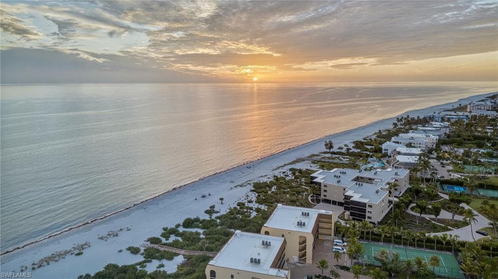 2929 W Gulf DR # 306, SANIBEL FL 33957-45