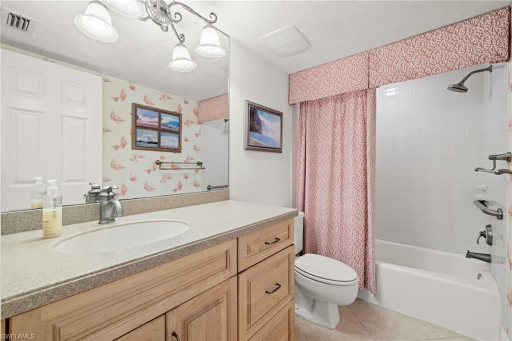 2929 W Gulf DR # 306, SANIBEL FL 33957-27