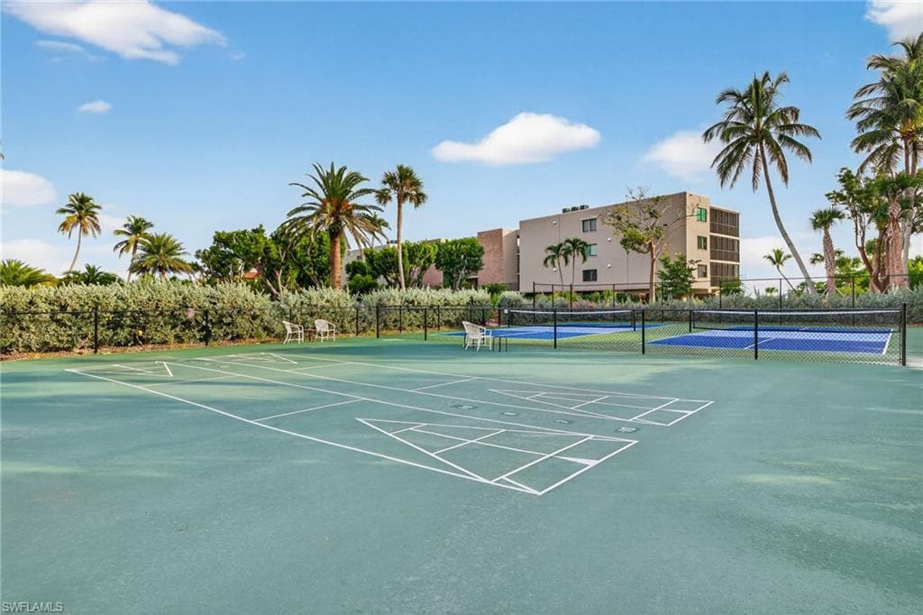 2929 W Gulf DR # 306, SANIBEL FL 33957-36