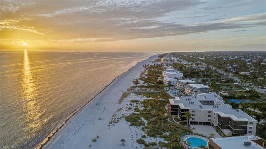 2929 W Gulf DR # 306, SANIBEL FL 33957-39