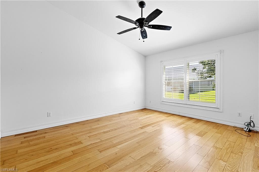 3739 Sabal Springs BLVD, NORTH FORT MYERS FL 33917-26