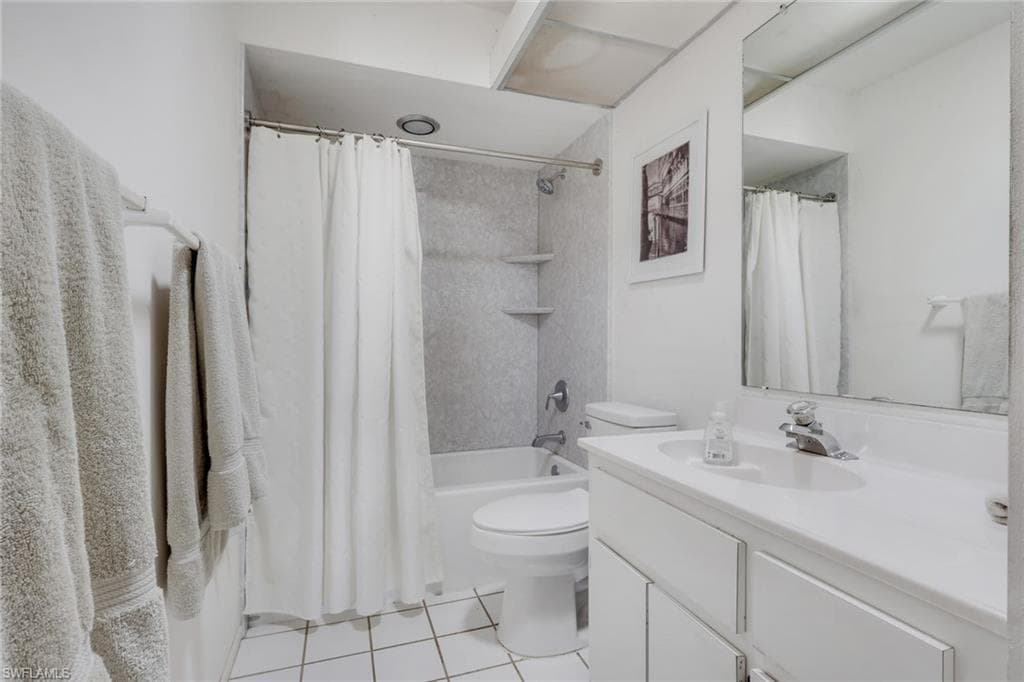 5284 Concord WAY, FORT MYERS FL 33907-12