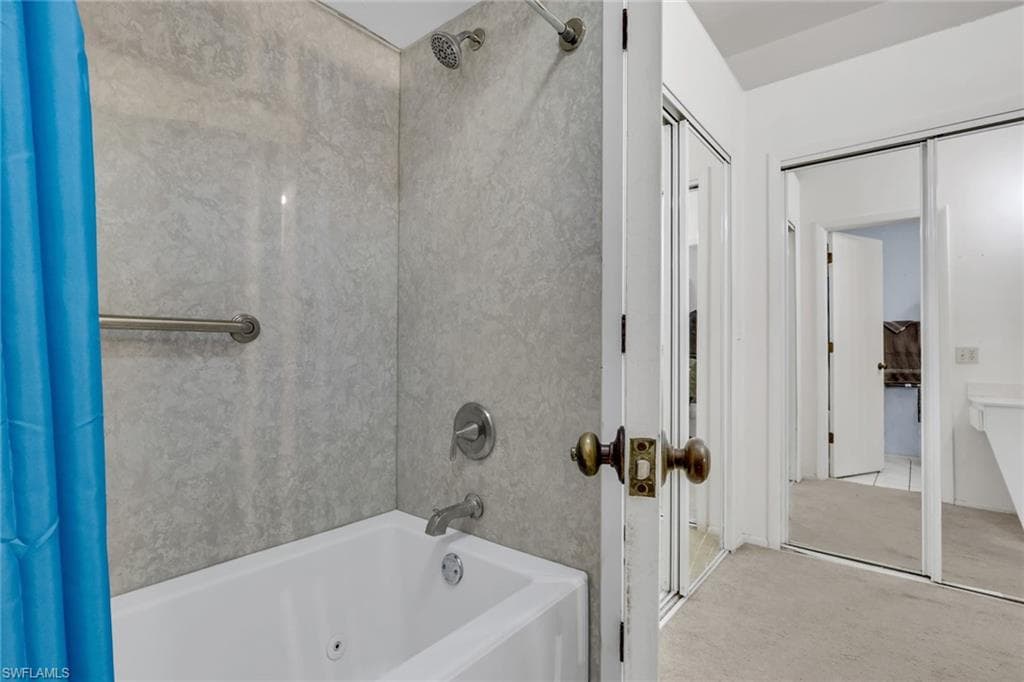 5284 Concord WAY, FORT MYERS FL 33907-10