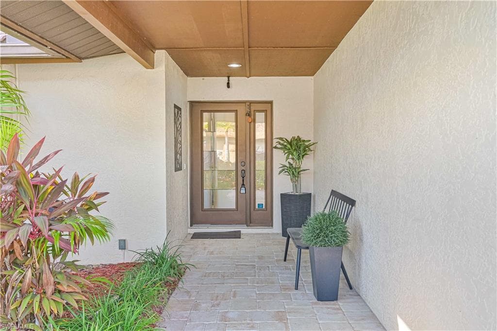 13033 Tall Pine CIR, FORT MYERS FL 33907-2